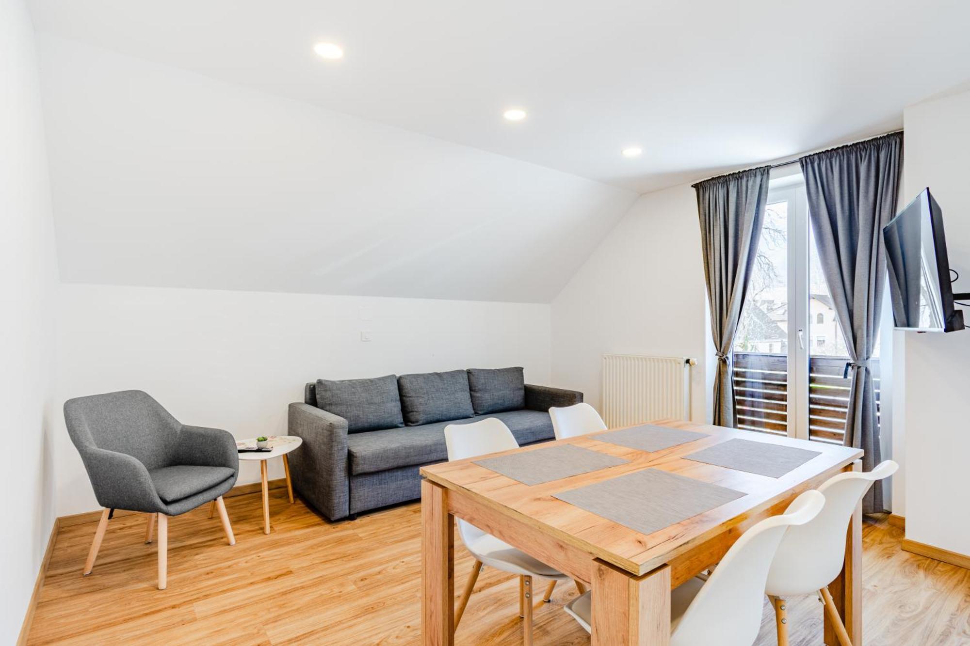 Apartments Skok With Rafting And Free Parking Bovec Phòng bức ảnh