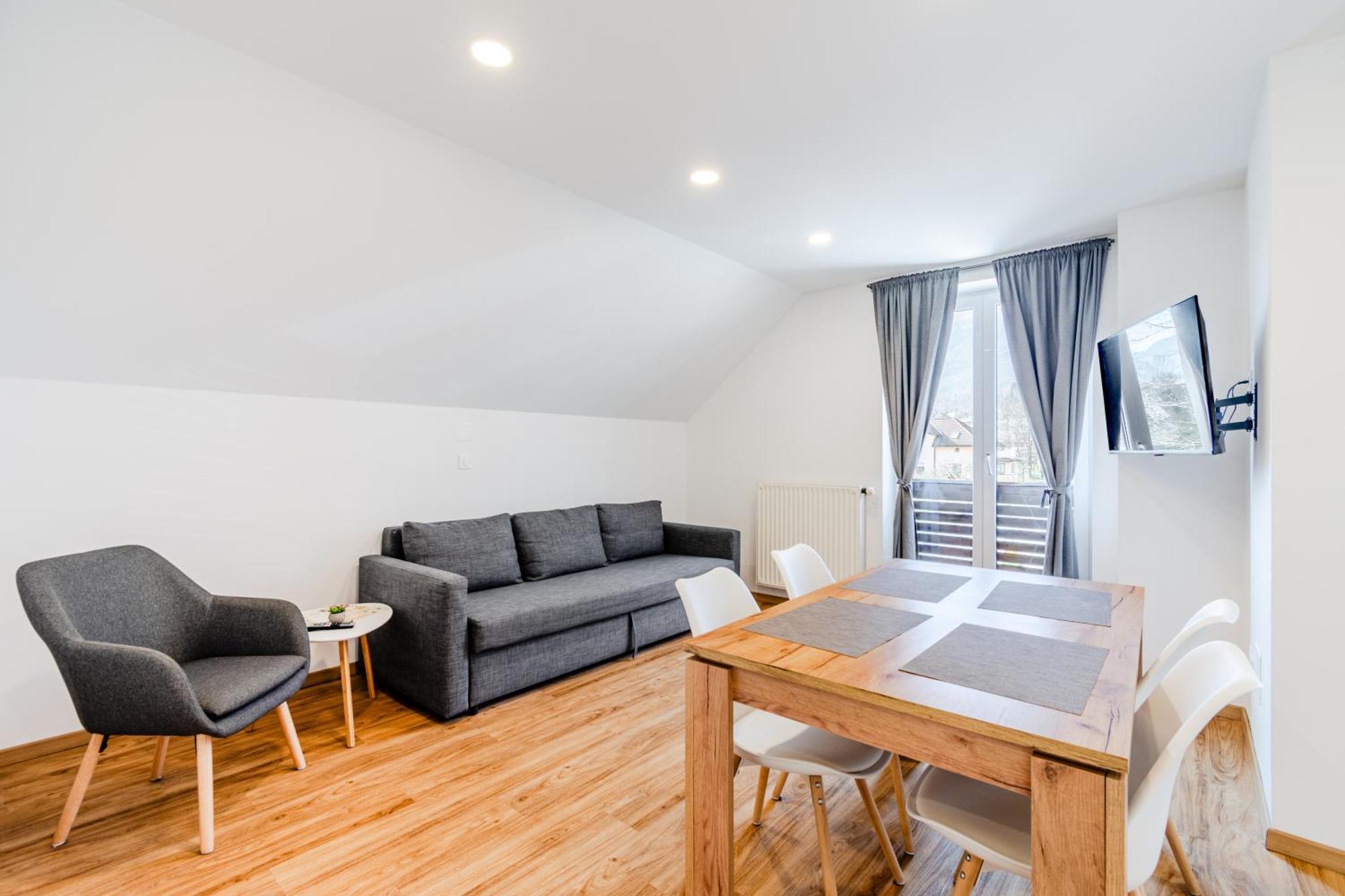Apartments Skok With Rafting And Free Parking Bovec Ngoại thất bức ảnh